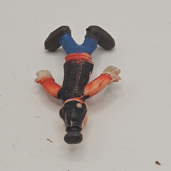 VINTAGE RUBBER WALT DISNEY HONG KONG MADE MINIATURE GOOFY & Pluto POSEABLE DOLLS - Picture 7 of 16